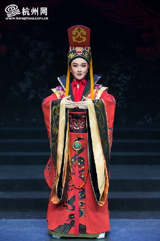 梨园子弟,费鑫萍简介著名越剧演员