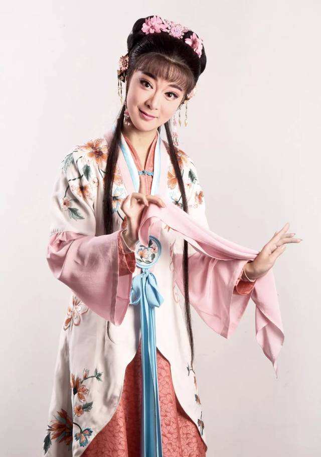 梨园子弟,刘丽英简介